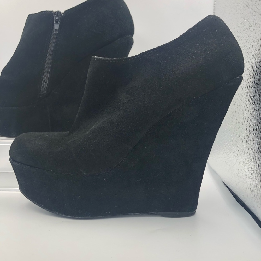 Steve Madden Black Suede Leather Wedge Size 8.5 M - Picture 15 of 16